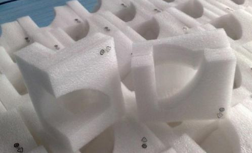 灵武珍珠棉切片、开槽、粘接：异型加工的几种常见方式！